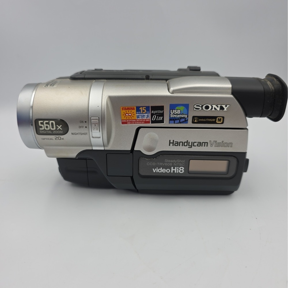 Sony Handycam CCD-TRV608 Silver 560x Digital Zoom Hi8 Camcorder - For Parts